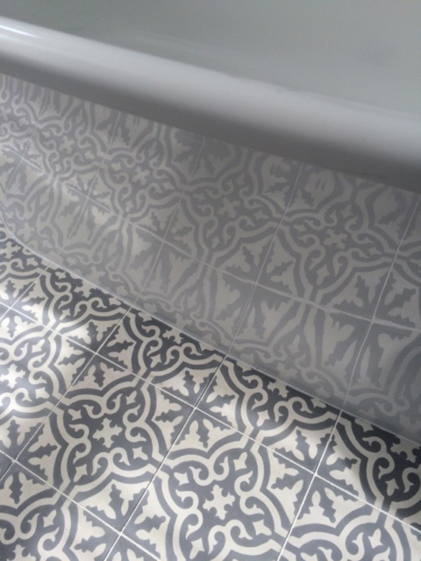 Mosaic House Moroccan tile Rosa C24-14 Silver, gray White  cement, encaustic, field, pattern 